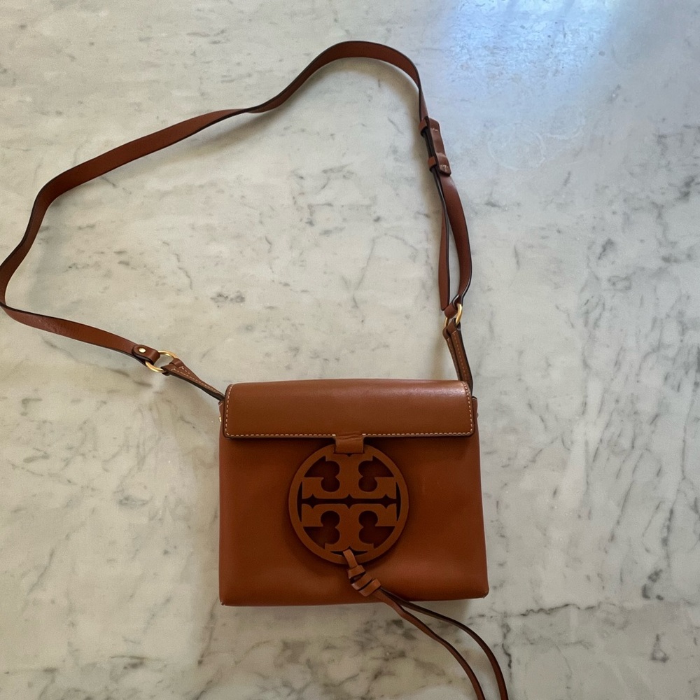Tory Burch brown crossbody purse!!! USED ONE TIME